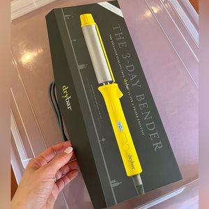 NEW drybar curling iron